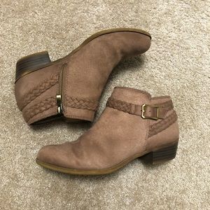 Life Stride velocity flex memory foam boots